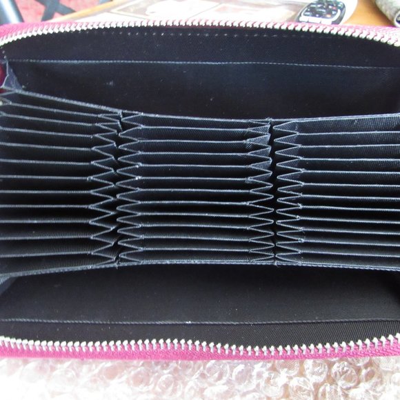 Ladies Wallet - Picture 3 of 3